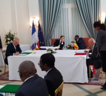 Emmanuel Macron et Macky Sall signent une série de contrats