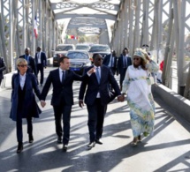 Macky SALL et Emmanuel Macron à St Louis !… Tout ce que vous n’avez pas vu en Images. Regardez