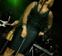 Admirez les dernières photos de Aida Samb dans toutes ses formes au RAVIN NIGHT CLUB. Regardez.