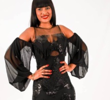 Hanches bien taillées, robe de prestige: Khady ka de la Sen tv, une vraie Jongoma qui brille dans ses tenues … Hanches bien taillées, robe de prestige: Khady ka de la Sen tv, une vraie Jongoma qui brille dans ses tenues …