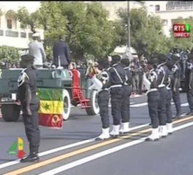 4 Avril 2018: Le Président Macky fait la revue des troupes avant le grand défilé