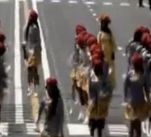 Défilé 04 Avril : la prestation des majorettes de l’institut Notre Dame