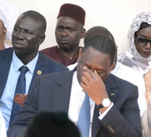 Levé du corps du bassiste du super étoile Habib Faye à l'hopital principal de Dakar: Le chef de l'Etat Macky Sall et le monde de la culture lui on rendu un dernier hommage.