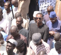 Les 160 images: Prière mortuaire pour Habib Faye suivie de L’Enterrement de Habib Faye