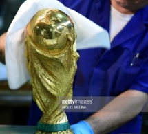 Mondial-2018: découvrez Bertoni, là où se fabrique la Coupe du Monde