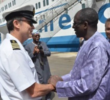 «Mercy Ships», le plus grand bateau-hôpital du monde est enfin arrivé à Dakar pour …