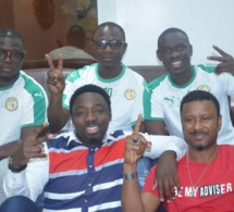 Regardez l’ambiance chez Pape Diouf pendant le match Sénégal vs Pologne avec Bébé Basse,Makhou Soubatel,Ousmane Gangué et Fred