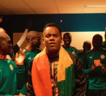Black M à fond derrière les lions offre un jubilé de folie