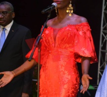 FÉTE DE LA REVOLUTION FRANÇAISE , la Diva Coumba Gawlo met son sel à la résidence de l'ambassade à Dakar devant Christophe Bigot