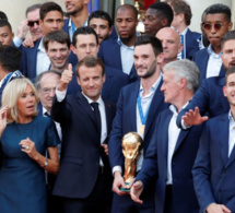 Emmanuel Macron complice avec la présidente croate : sa femme Brigitte moquée sur la Toile