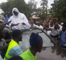Kaoalck – Le bain de foule de l’Imam Aliou Ndao