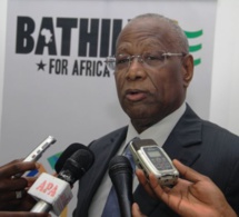 Pr. Abdoulaye Bathily: « si notre approvisionnement en eau dépend pour l’essentiel de cette source de Keur Momar Sarr, il y a problème