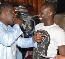 72 IMAGES WADIAL BERCY: Pape Diouf montre sa force de chauffer ses fans au Golden Night.