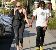 Apres son anniversaire, Kylie Jenner en sortie avec Travis Scott : Pour une fois, elle n’a pas montré ses …