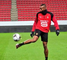 Rennes : Diafra Sakho hué par les supporters rennais !
