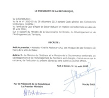 URGENT : Khalifa Sall révoqué de ses fonctions de Maire de Dakar par décret 2018-1701 (documents)