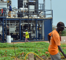 Bill Gates lance à Dakar une mini-usine de traitement des caca qui va les transformer en eau potable et en électricité