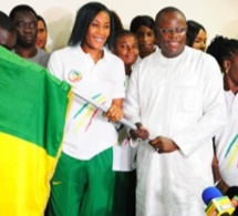 Basket-Coupe du monde féminine 2018: le Ministre des Sports remet le drapeau aux "Lionnes"