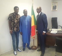 Geneve: Waly Seck et son parrain l'artiste international Ismael Lo reçus par l'AMBASSADEUR DU SENEGAL.
