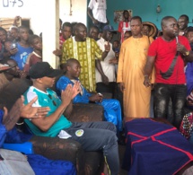 L'internationalEl Hadj Diouf président du mouvement force citoyenne descend dans la banlieue pour une sensiblisation pour des innovation de la vie politique.