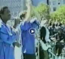 Une des rares vidéos de Youssou Ndour, sa première apparition sur scène.