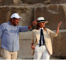 Arrêt sur image: Melania Trump visite les pyramides de Gizeh