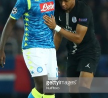 VIDEO. LIGUE DES CHAMPIONS: L’IMPROBABLE TECHNIQUE DE Kalidou Koulibaly POUR ARRÊTER MBAPPÉ