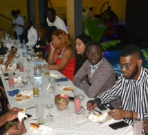 Diner royal avec les célébrités au complexe OMBÉLICO pour les préparatifs de la nuit MODE &amp; MUSIK avec l'artiste ivoirienne Josey.