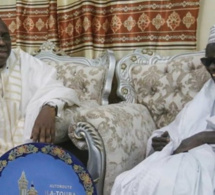 Vidéo - Ila Touba : Serigne Bass Abdou Khadre délivre le message de Serigne Mountakha Mbacké à Macky Sall