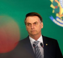 Brésil: le président Bolsonaro rattrapé par des affaires avant même son investiture