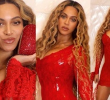 Beyonce fait monter la température dans une mini-robe rouge