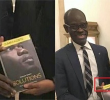 PHOTO - Cette image de Paul Kagame tenant le livre de Sonko agite la toile !