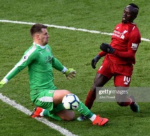 Liverpool renverse Burnley grâce à un doublé de Sadio Mané