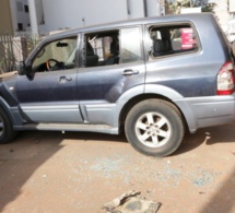 Jaxaay : La voiture des braqueurs retrouvée non loin d’un cimetière