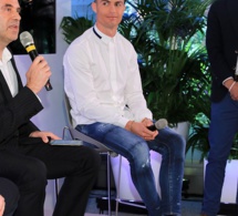 Cristiano Ronaldo soutenu par sa compagne pour inaugurer un projet à Madrid