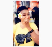 A mourir de rire de cette jeune fille contre les mauvais odeurs des scelles. REGARDEZ