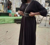 la très charmante Faty Dieng, Journaliste et présentatrice à la TFM. « Ma noirceur mon identité »