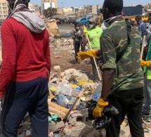Fête de l’indépendance du SÉNÉGAL: une journée pour nettoyer tous ensemble, des alentours du stade Léopold Sédar Senghor