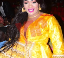 GRAND THEATRE: Oumou Sow étale sa clase en jaune à la soirée de Daba Seye.