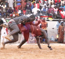 Wouly Wouly « dégrade » le policier Big Pato, tout ce que vous n’avez pas vu en images