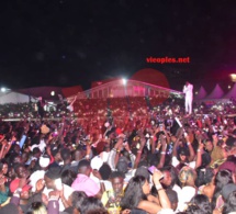 VIDEO: Darra Dji Family, la surprise de l'anniversaire de Waly Seck à l'Esplanade du grand theatre.