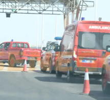 Voici l’ambulance qui convoie la dépouille de Cheikh Béthio à Touba sous haute escorte policière