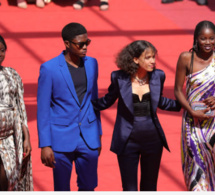 Festival de Cannes 2019: L’équipe du film ATLANTIQUE de Mati Diop monte les marches