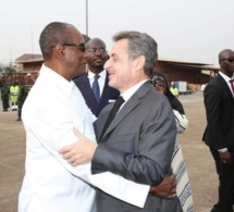 Guinée: Les allers-retours de Nicolas Sarkozy à Conakry intriguent les Guinéens