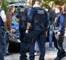 VIDEO INCROYABLE: Regardez comment les policiers Belges violentent cet jeune homme dans la rue.