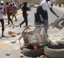 Dernière minute : la Corniche Ouest bloquée par les étudiants