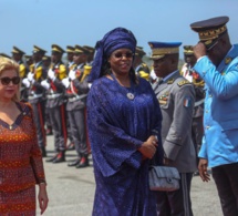 Le Président de la République est arrivé à Abidjan, en compagnie de la Première Dame Marième Sall.