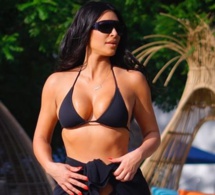 Détendue en vacances: Kim Kardashian dévoile ses courbes sexy en bikini