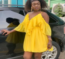 Sophie THIAM de la 2STV, toute rayonnante dans sa tenue d'été