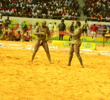EN IMAGES DU COMBAT LAC 2 VS BOY NIANG 2 DANS  LEURS PREPARATIONS